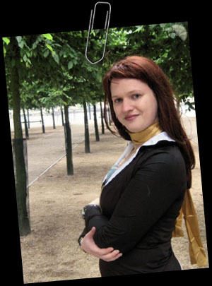 Annette as Mia Fey from Phoenix Wright - photo by Nert of ManyLemons