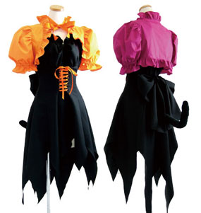 The Cafe With Cat maid outfits, purrrfect!